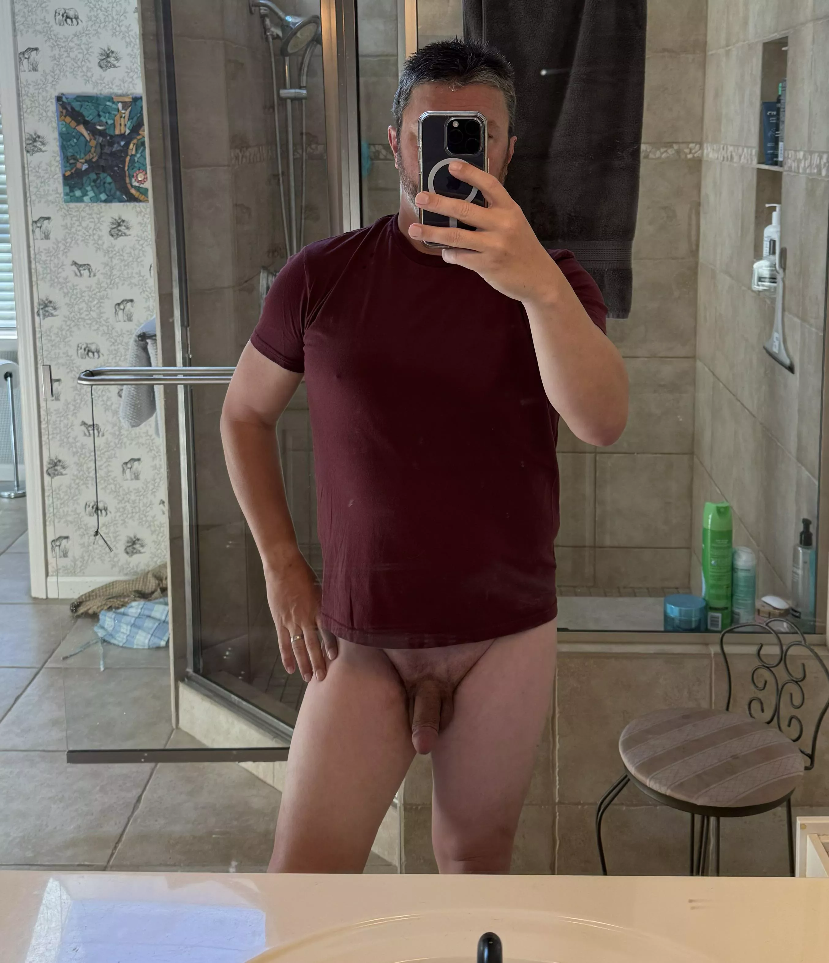 [47] join me in the shower? posted by JoeyLovesCurves