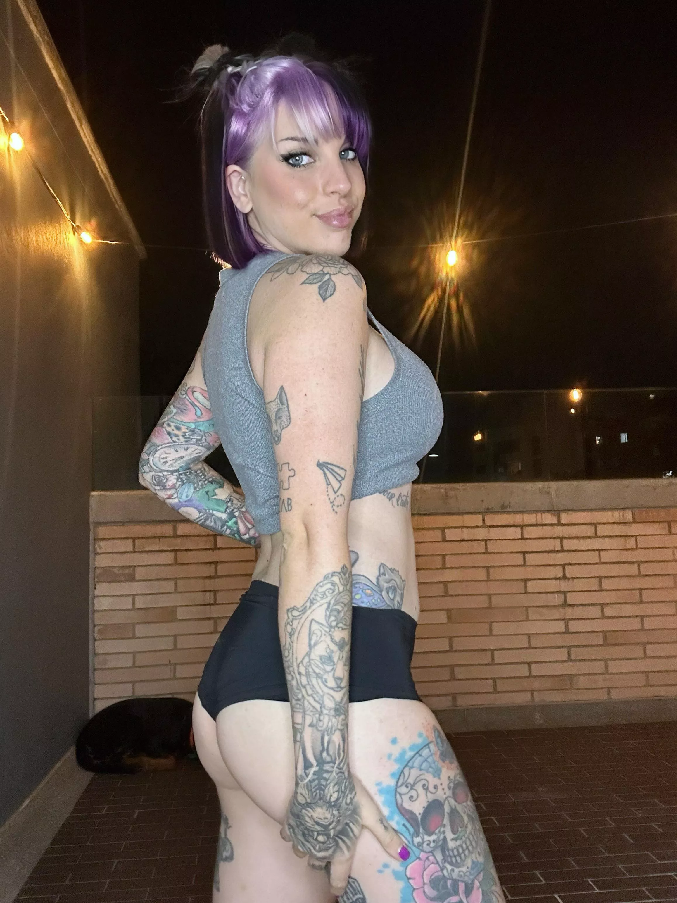 Am i sexier than your ex? posted by ottaviia