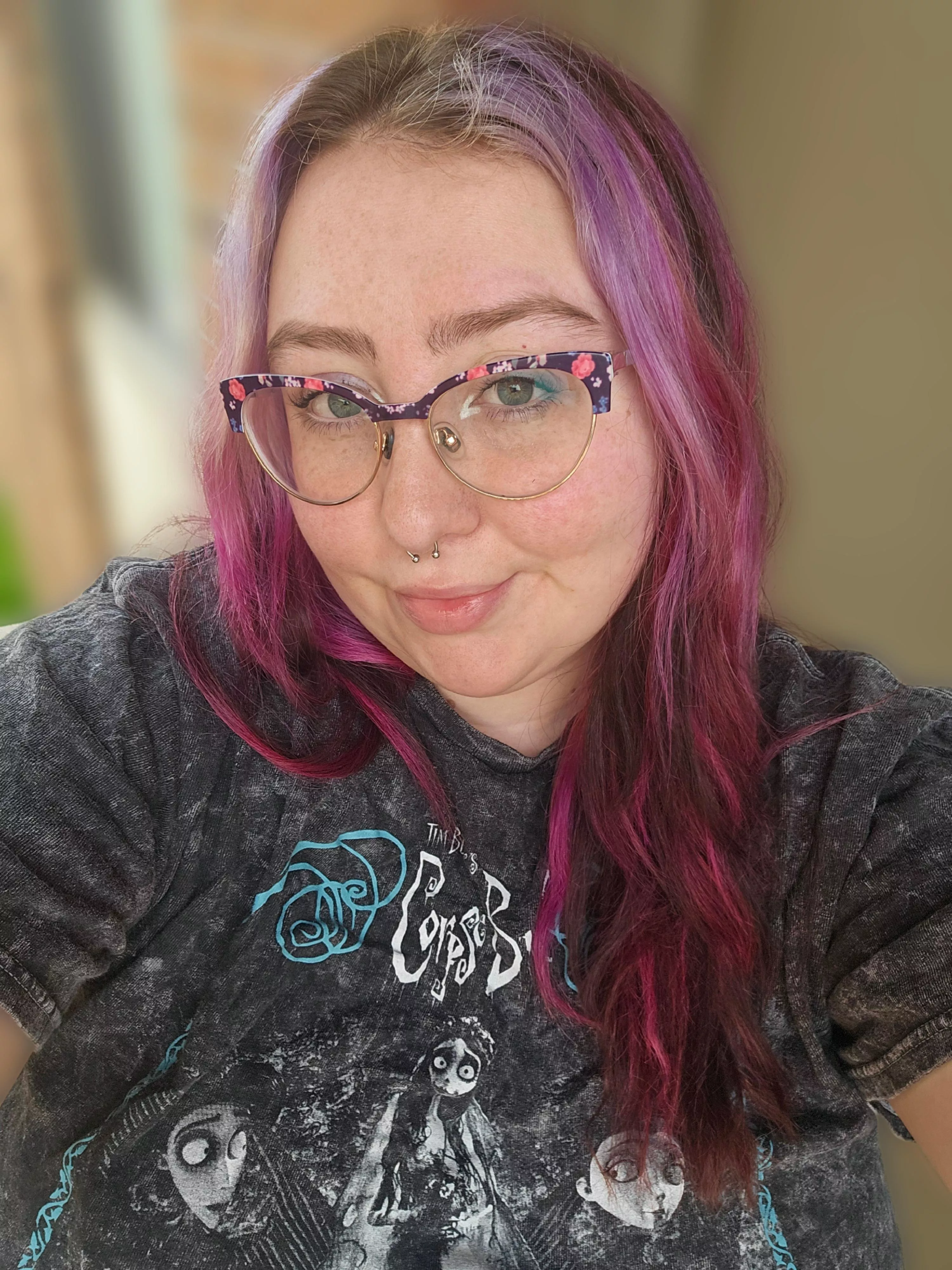 been thinking about getting a vertical labret piercing🤔🤔 posted by sapphiremelonz