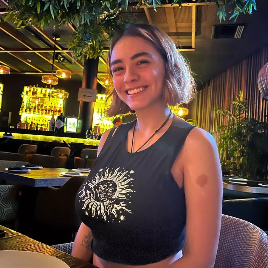 Big smile posted by brownpapersack