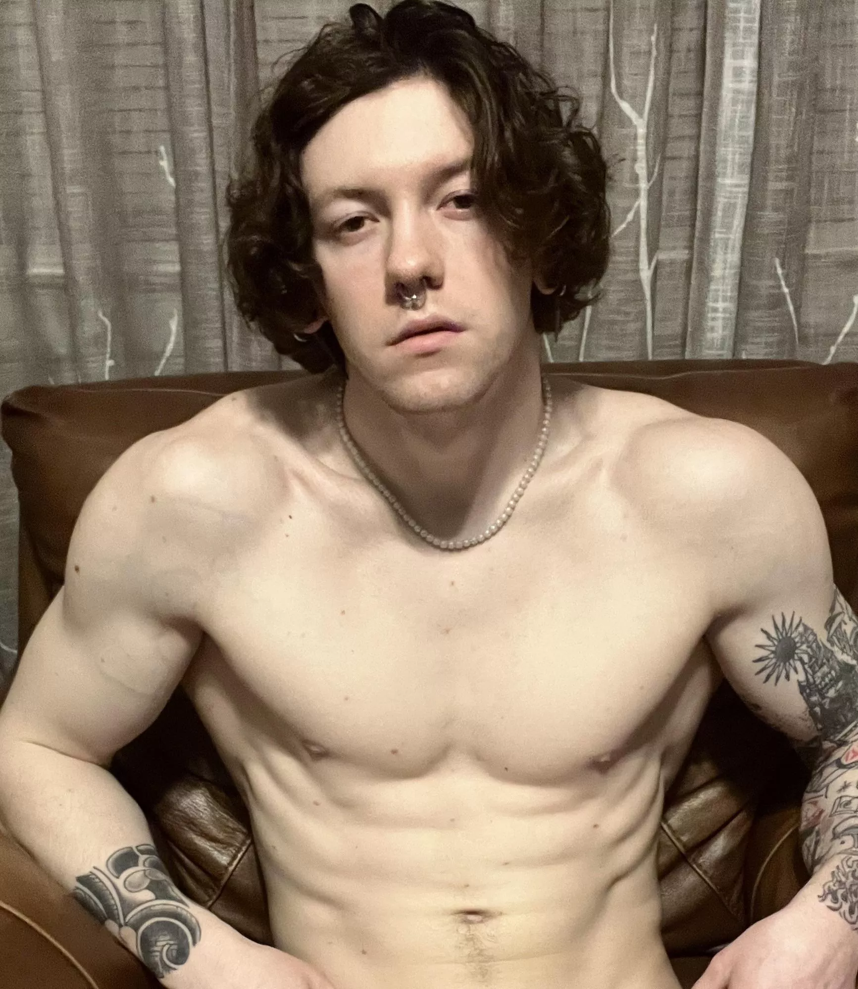 Can I be your seat?? posted by sadandhydrated_97