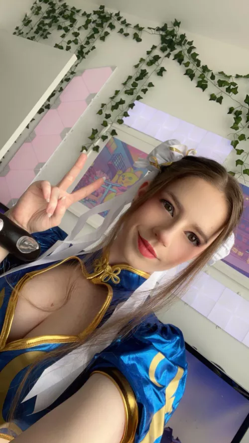 chun li by ellieraelol