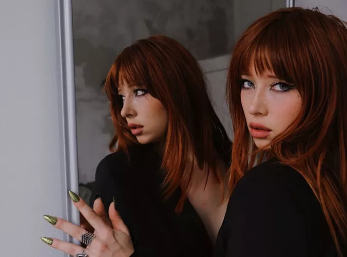 Eve Close by Dawntodusk87