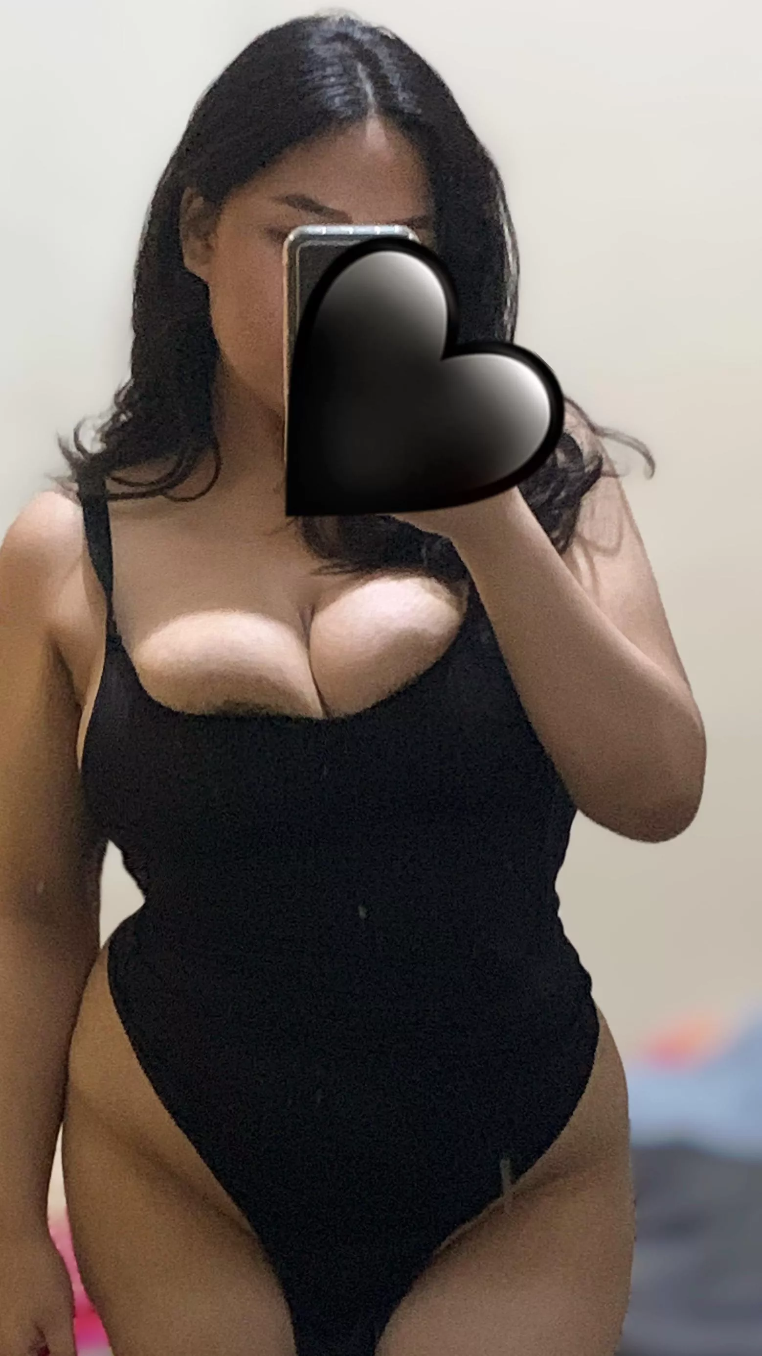 [F4M] is it true that curvy’s in? posted by proxypersephone