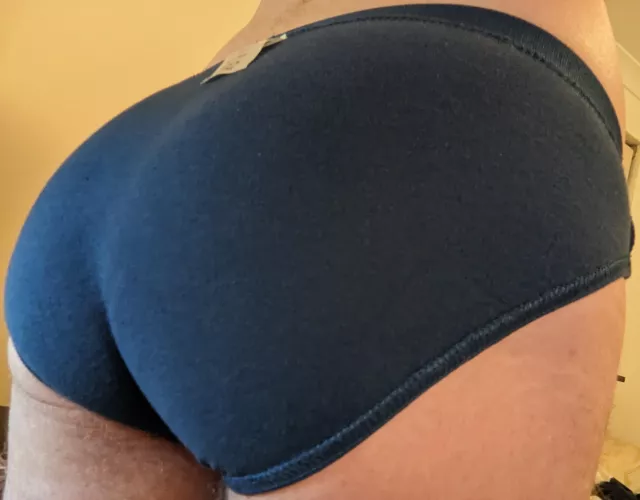 Felt cute; [m]ight rip them open if requested 🫣🥵 by roundbuttfunnn
