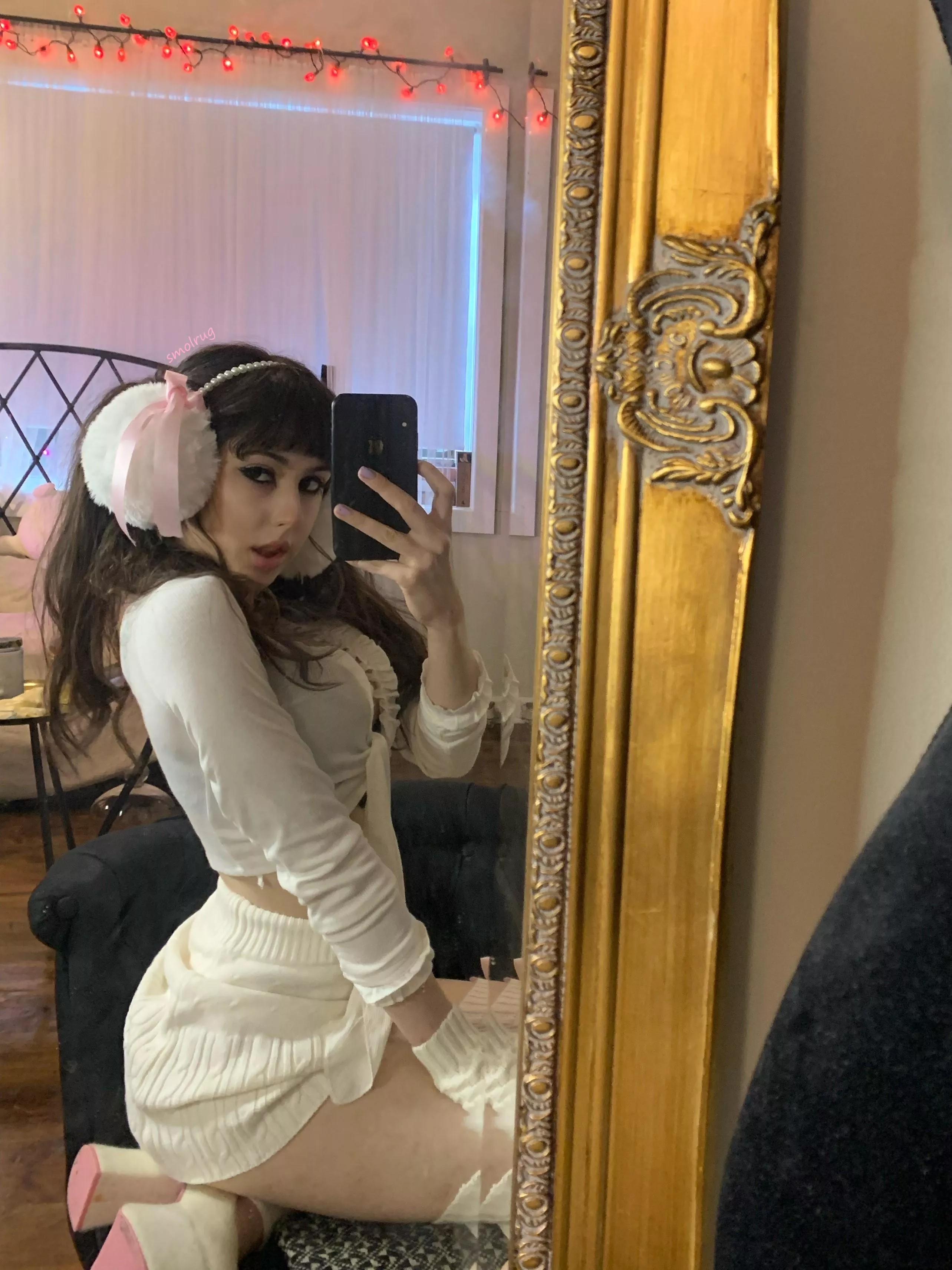 followw @smol_rug :) posted by smolrug