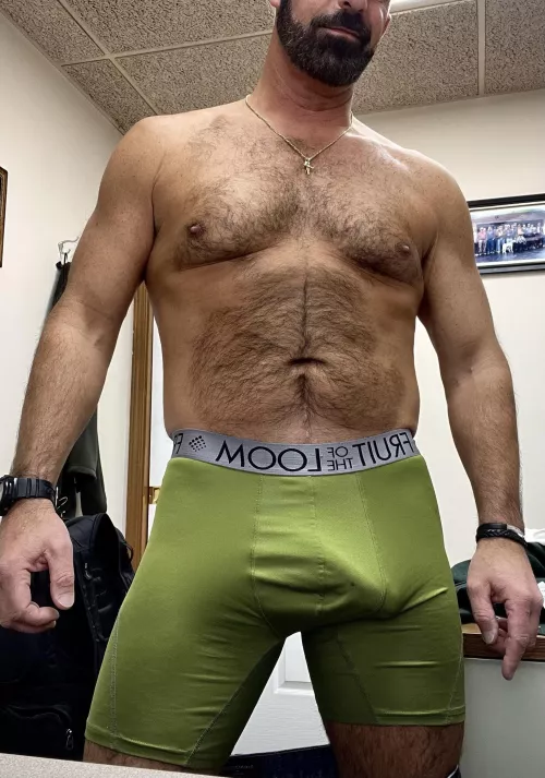 Green bulge for St Patrick’s day weekend. Have fun everybody![49]  by growlsandgoodtimes3