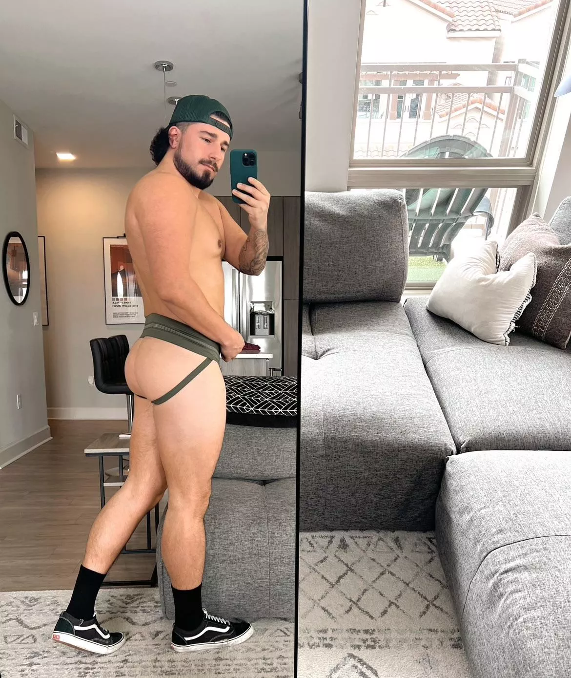 howdy from Houston 🤠😈 posted by calantxxx