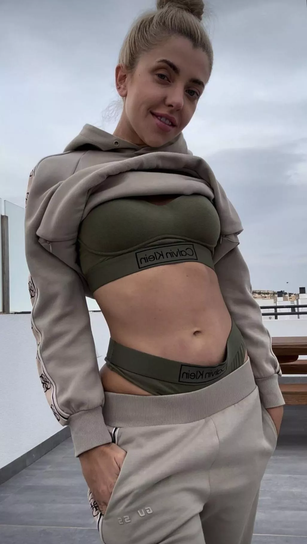 I enjoyed the view and thought you should too posted by RoyalSexyLioness