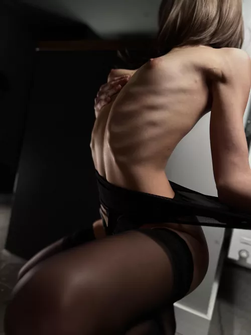 I'm a skinny delight by la_skinny