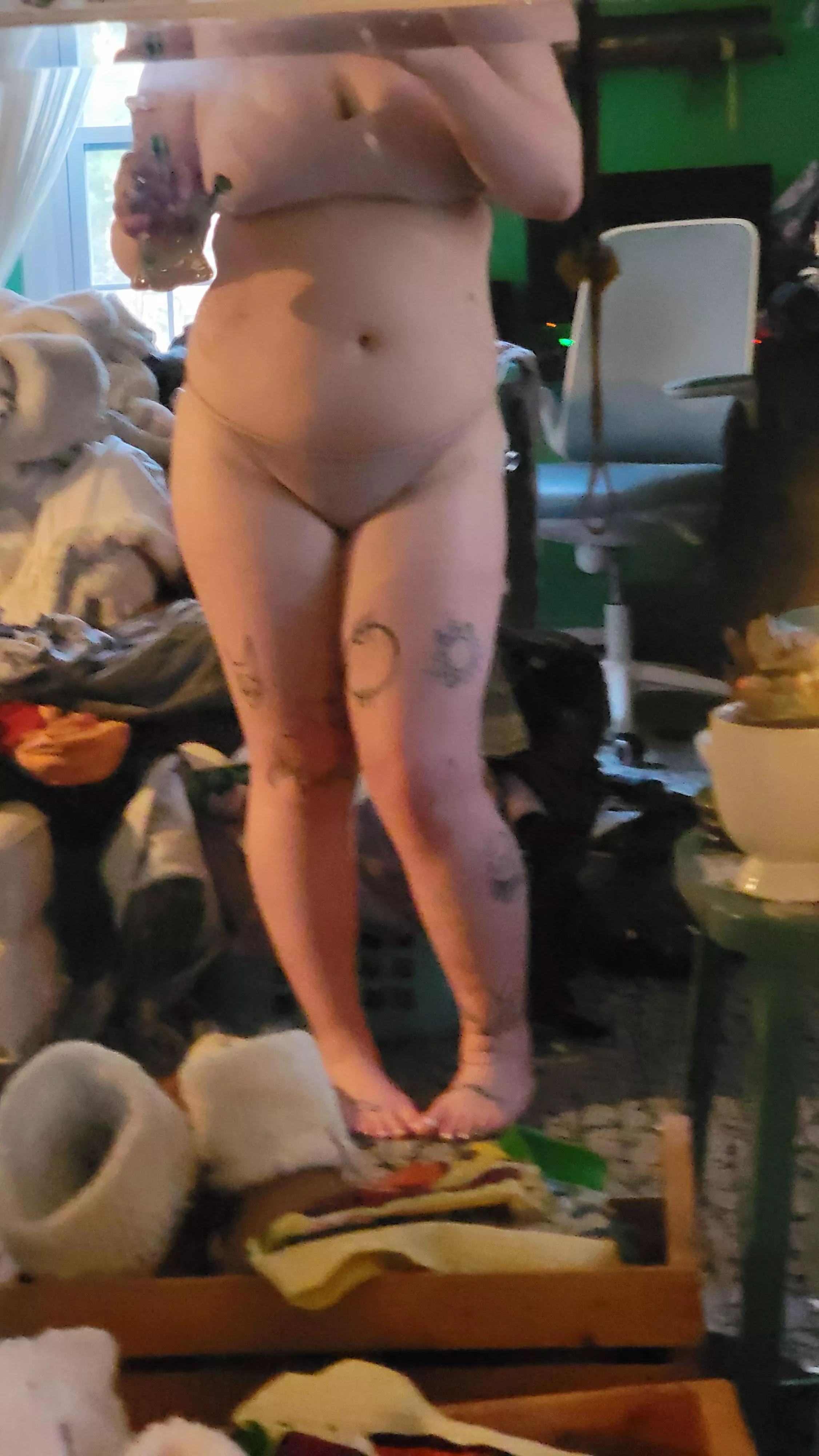 I'm a sweet peach, please come eat me??? posted by blackbeanonmyjean