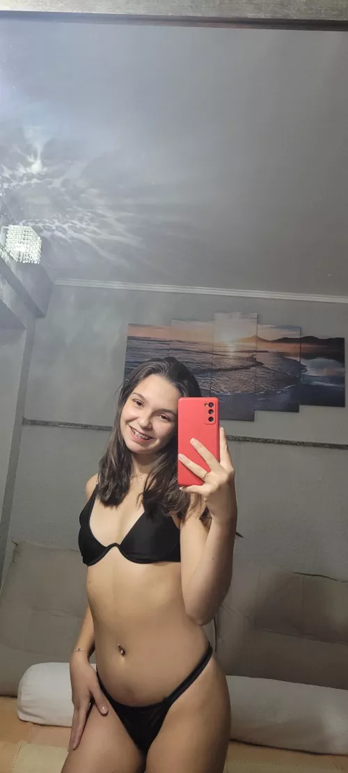 I’m your new girlfriend, just accept it by foreseeturkicx89