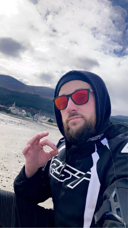 Life’s a beach.. by moremedspleasenurse