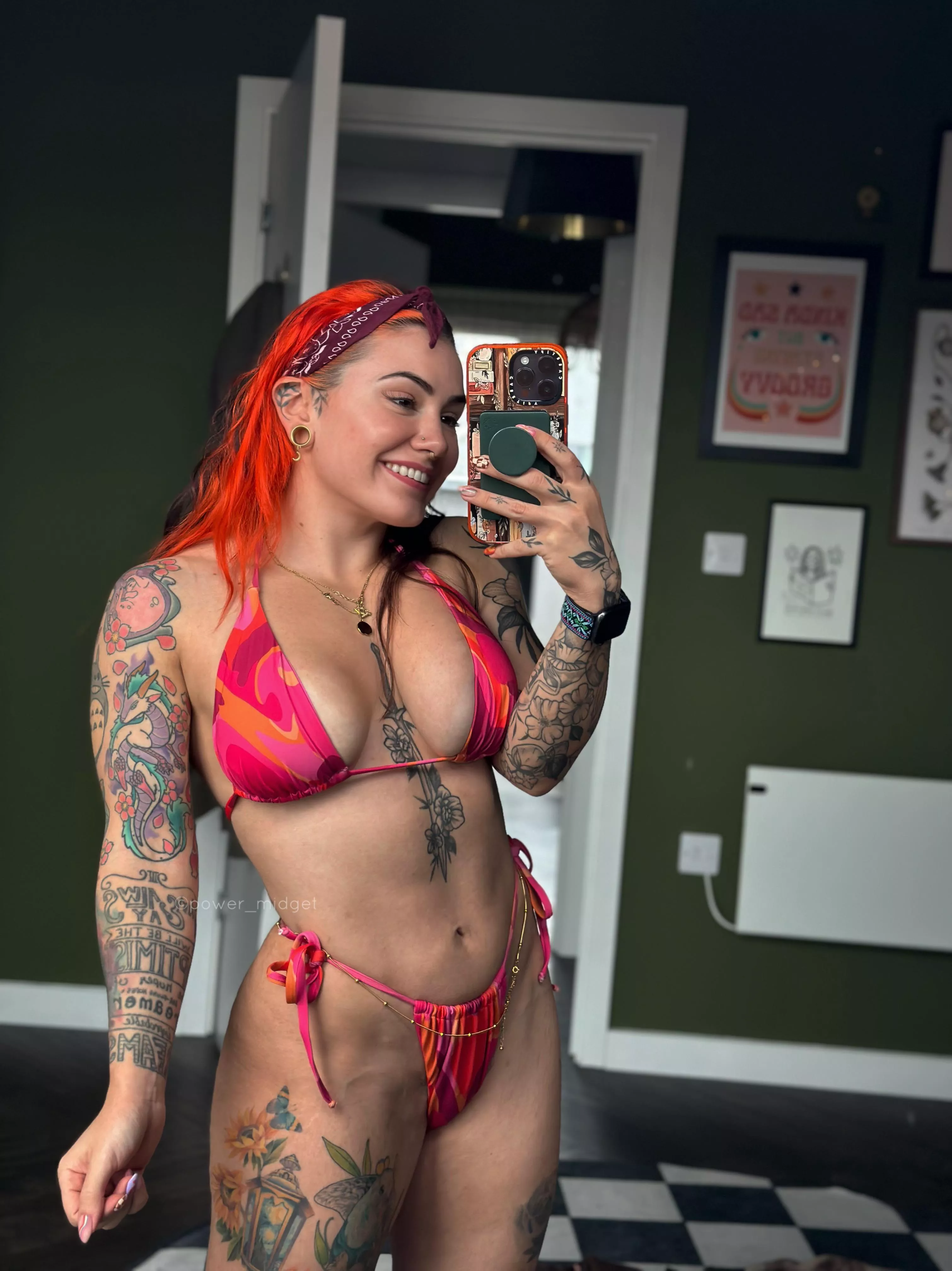 Not my usual colour but this was so cute 🥰  posted by power_midget