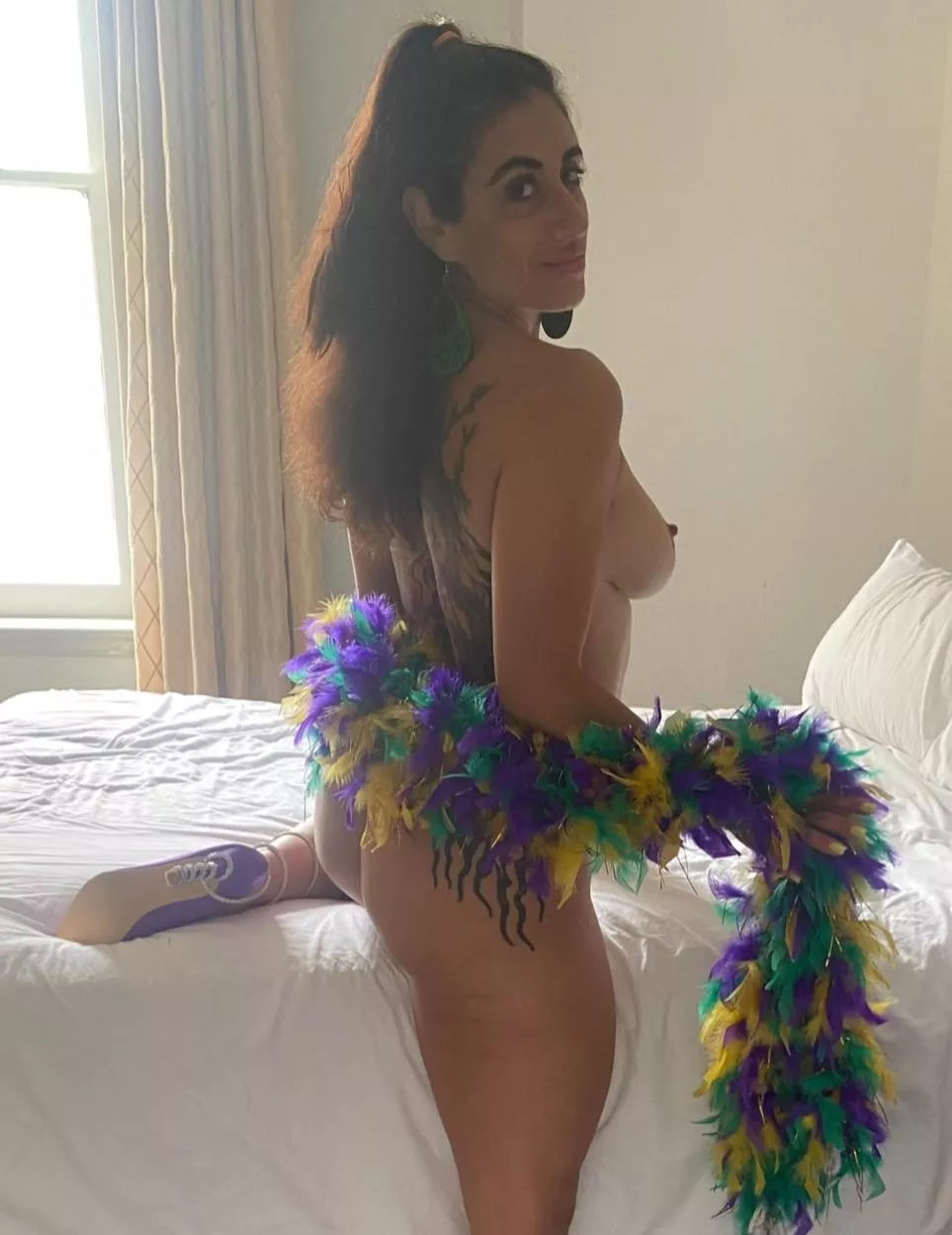 Real Talk: Knowing I make random men hard keeps me dripping wet 24/7 posted by FullBushHotwife