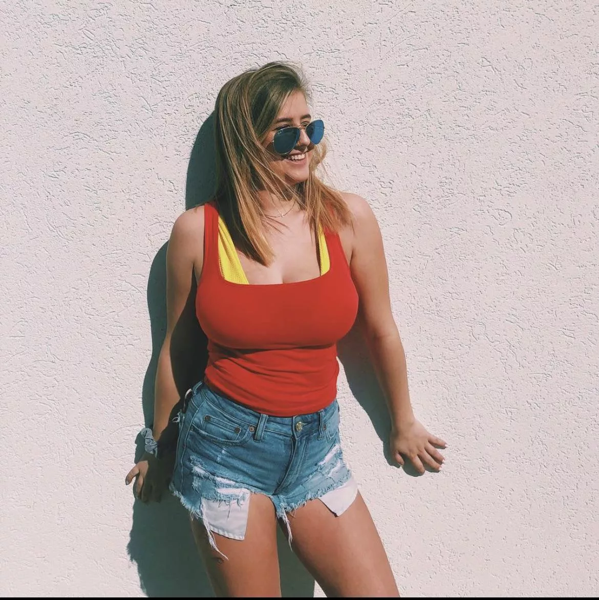 Tight fit posted by swaggyka