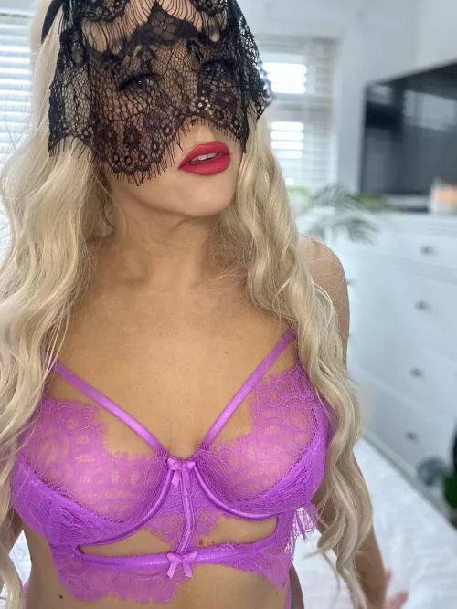 💗Vibrant colours really make the boys heads turn 💗 by HeadOverHeels18