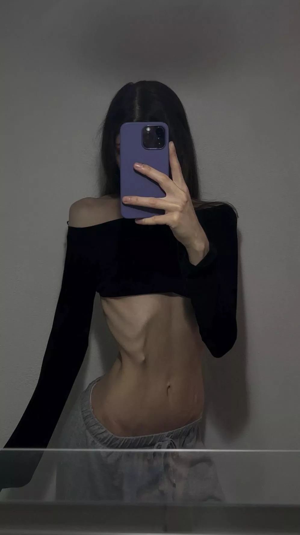 Waiting for u to come home  posted by ClaraNekoo