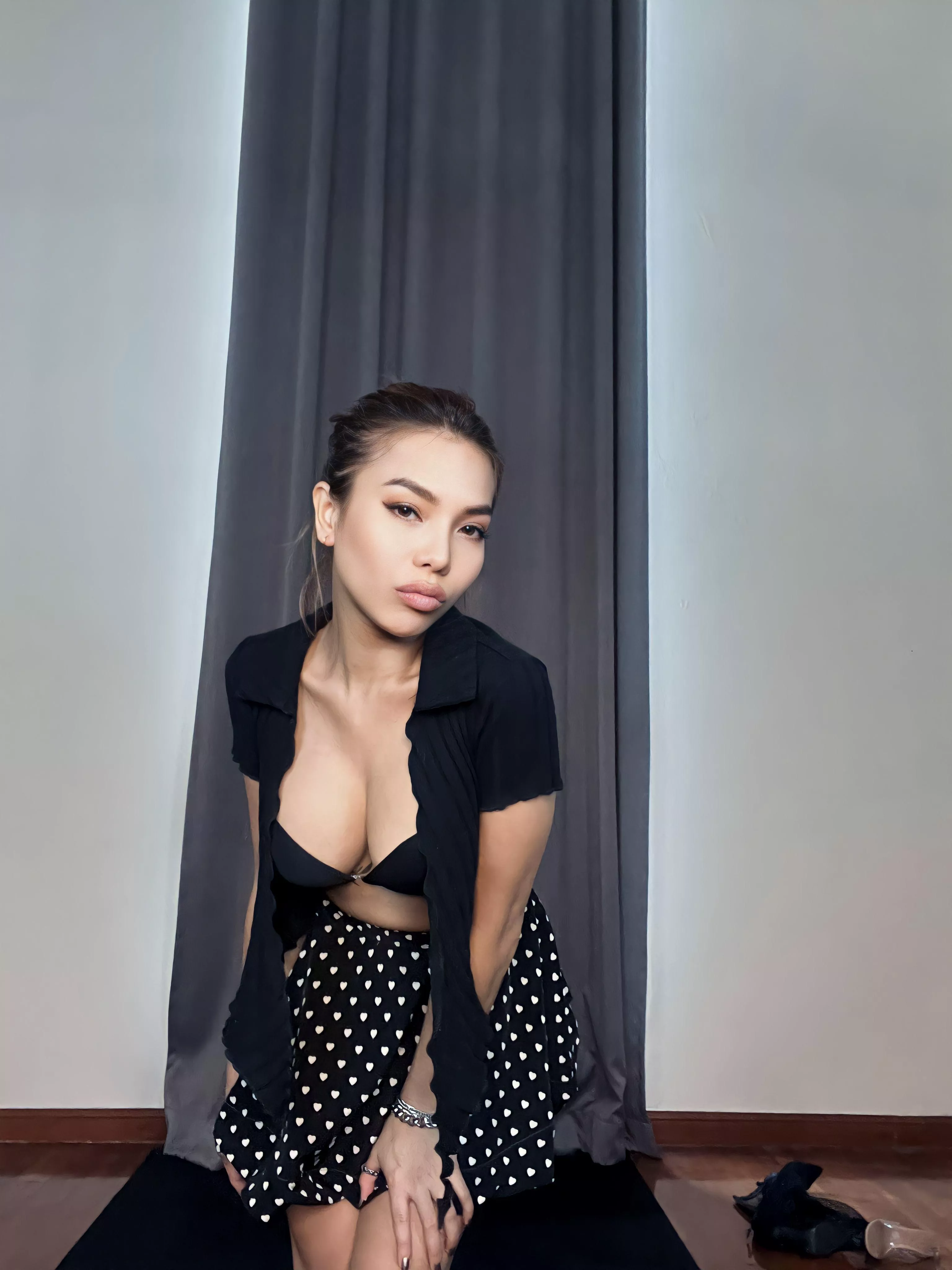 What's more attractive my face or my boobs?? posted by essanirvana