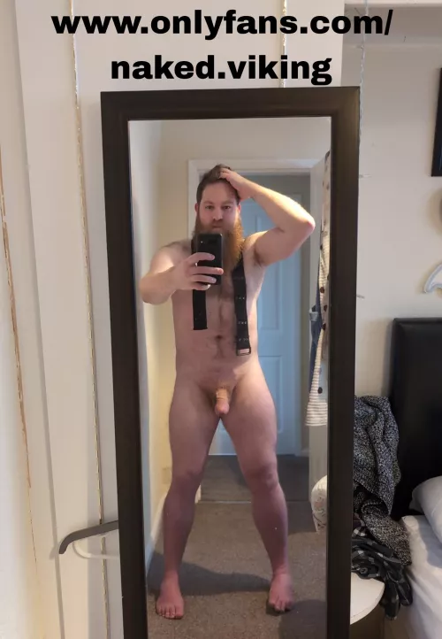 Who wants to see more? 😜🍆 by skincrowkiller