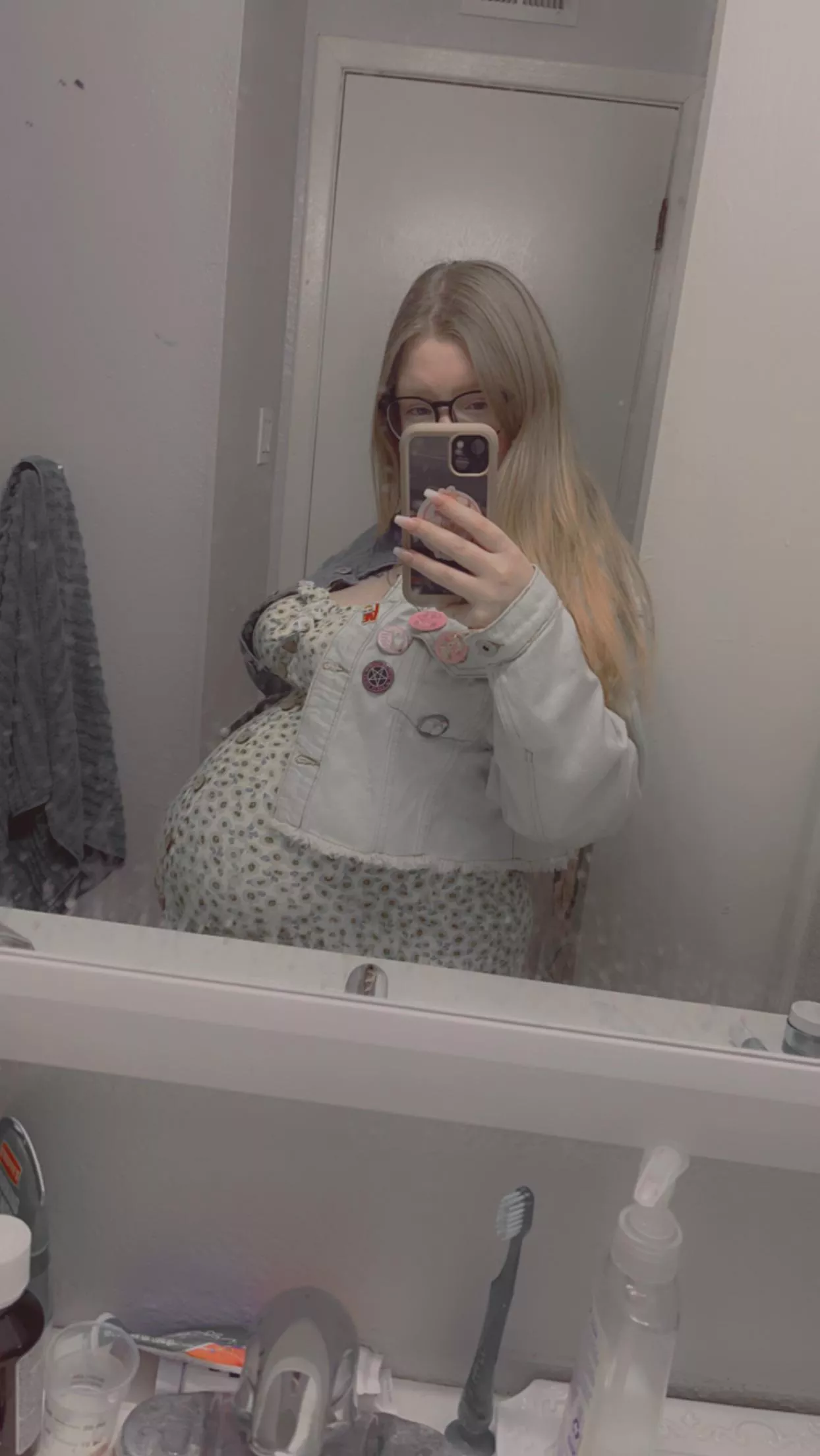 Who’s ready for my current pregnancy? 9m picture from our last  posted by thankyoucadet