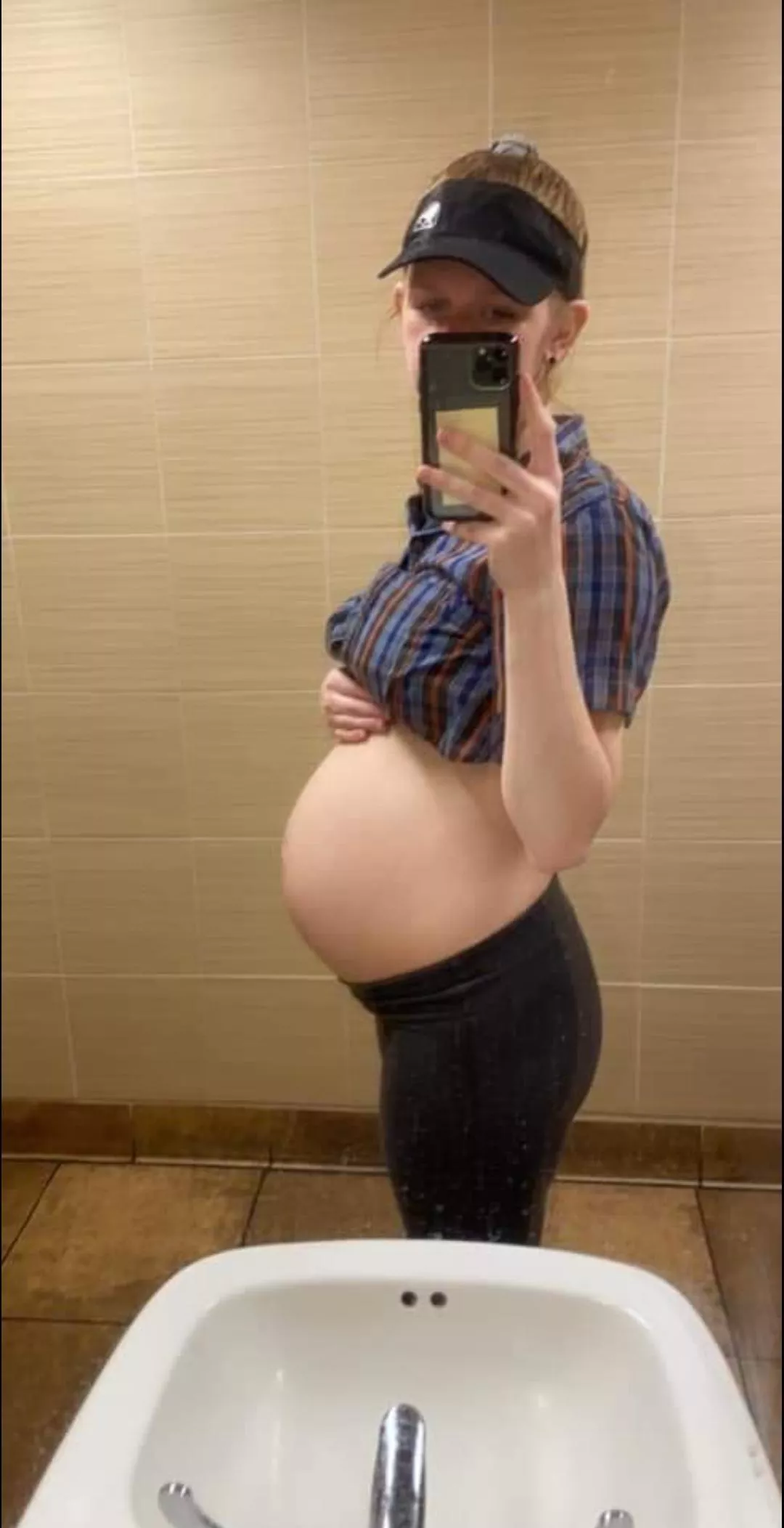 Work selfie posted by sticksofbutters