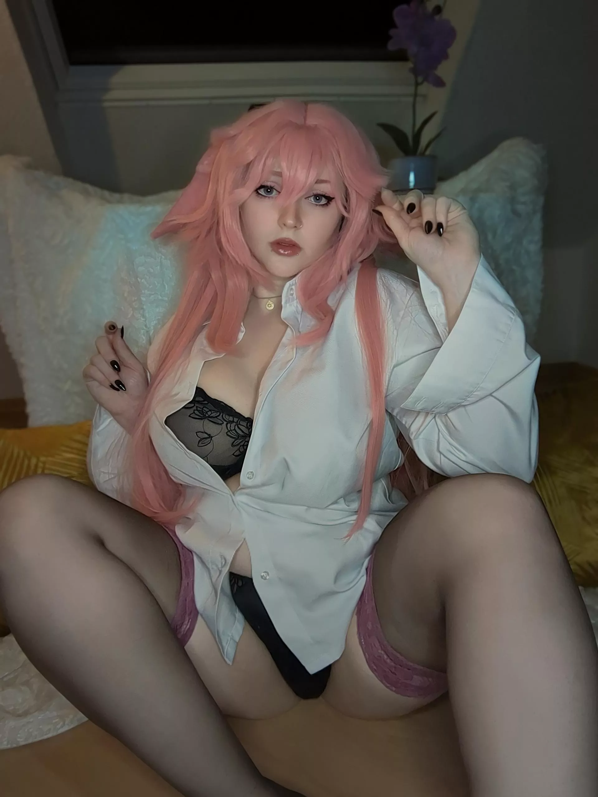 Yae Miko by EtoNyan posted by EtoNyan