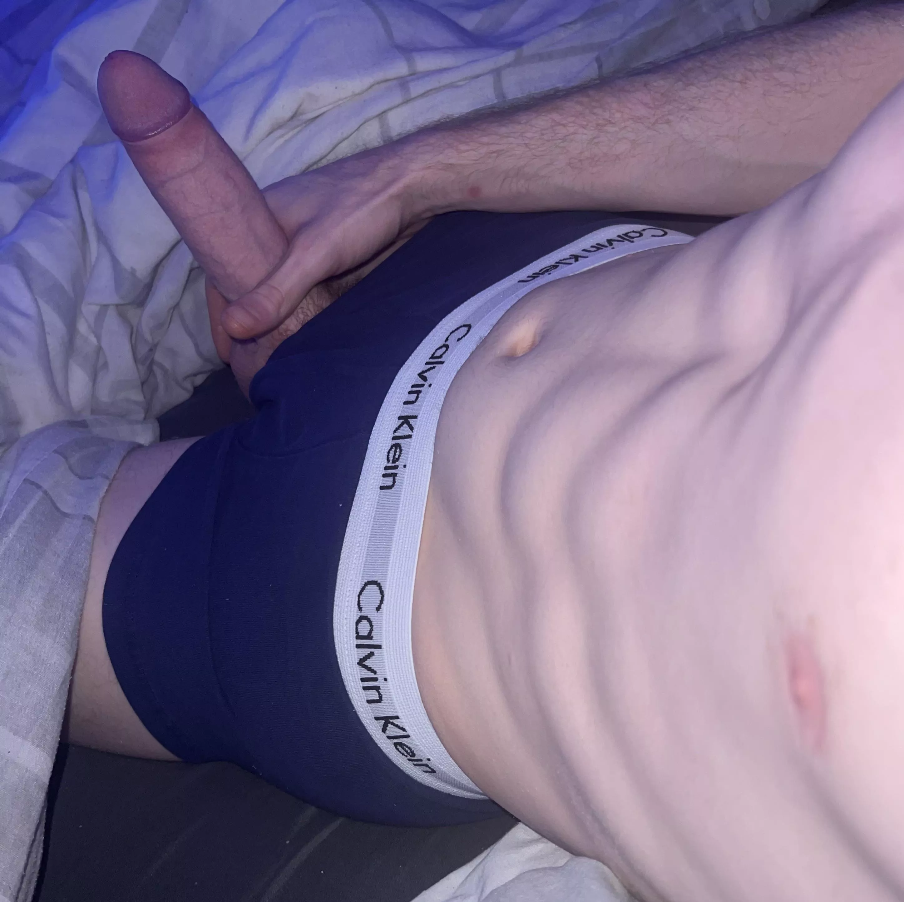23 uk snap jamesslay200 twinks++ bottoms++ posted by Feeling_Cup9484