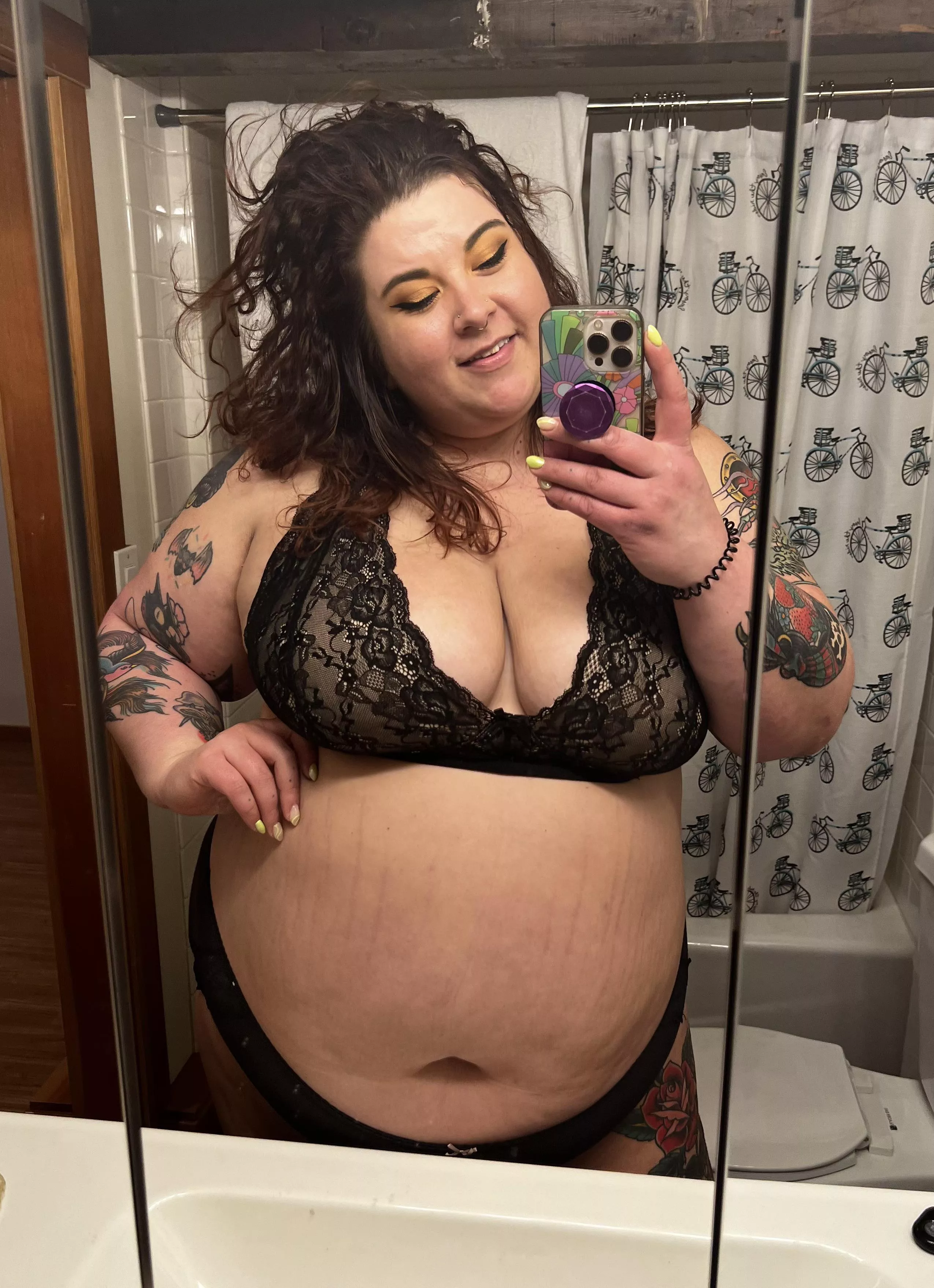 Being slutty in my friends bathroom ☺️ posted by MsPriscillaD