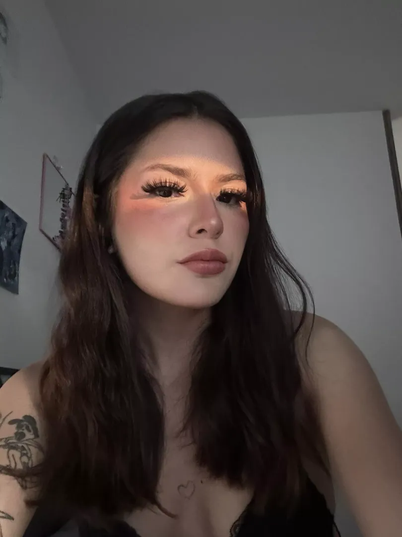 Cum all over my face? 🥹 posted by Fatalinat