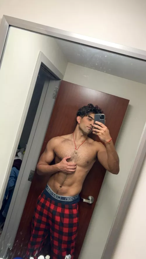 Good at home workout today 😏 by Impossible-Cookie589