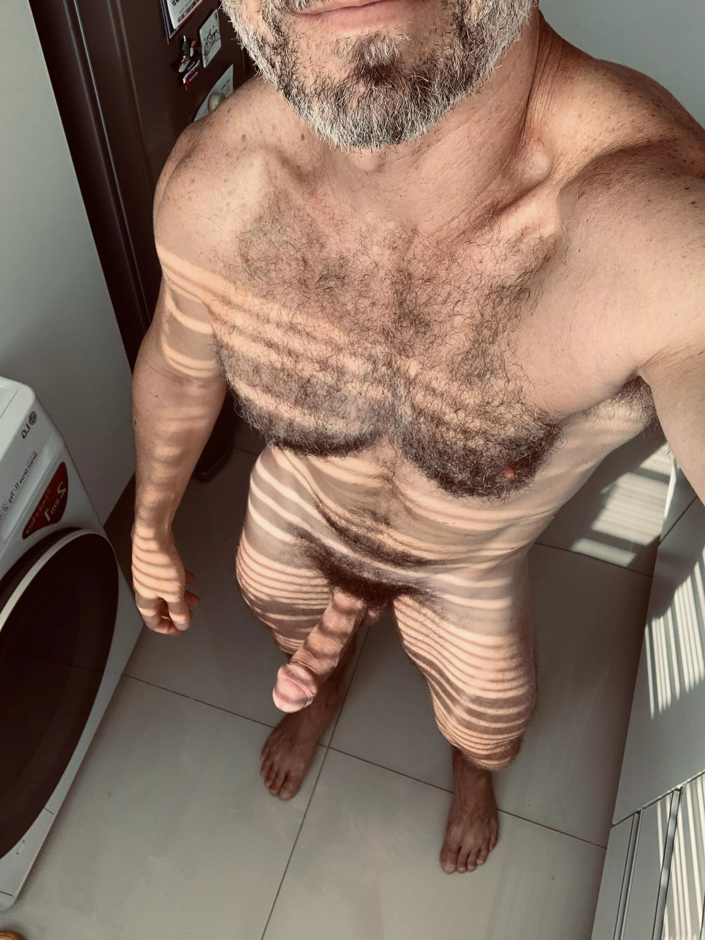 Happy Saturdaddies! ;) posted by OyElTube