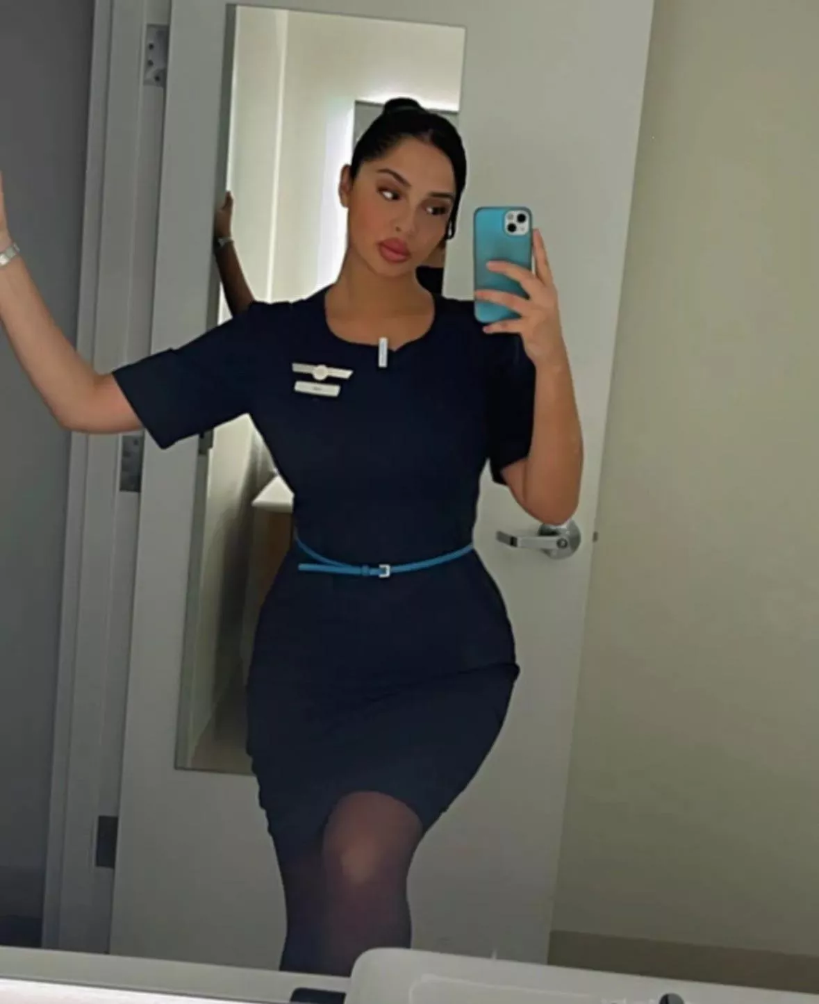 Hips to die for posted by IkarusAndTheSun