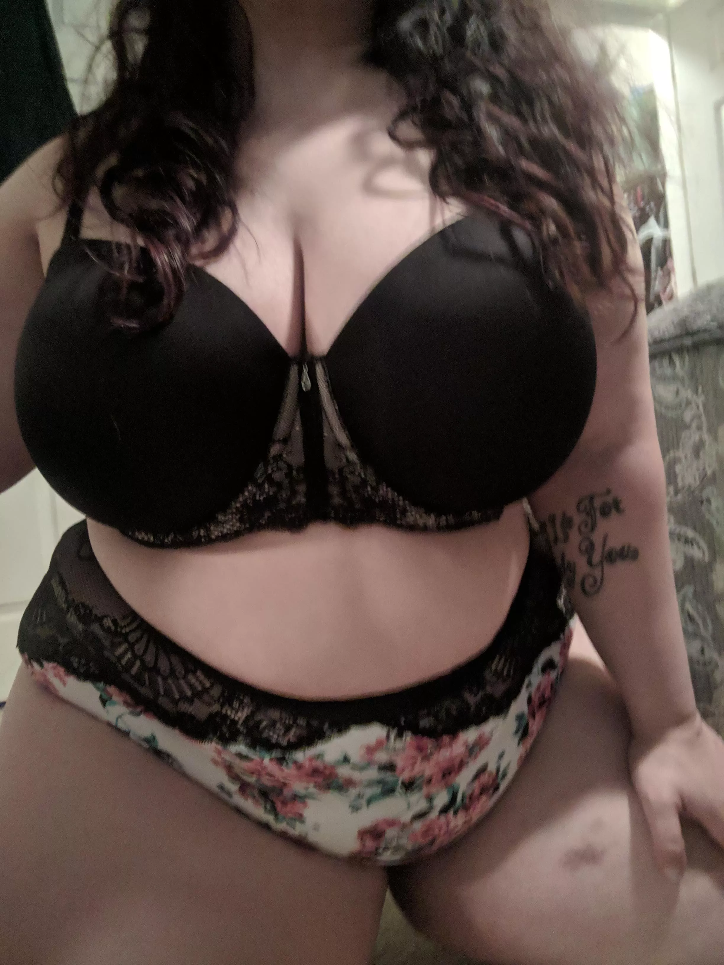 Home alone... posted by bebebondage