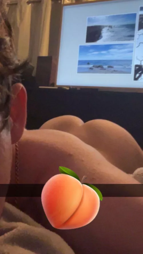 Hung boys hmu, curious teen for dick sc: hunglad200  by Successful-Fun9813