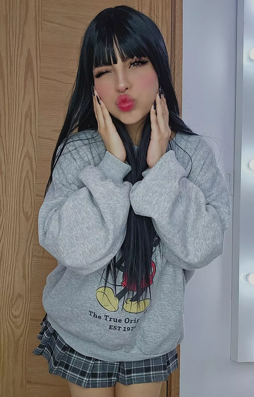 i know i'm young but i can still teach u a thing or two, let me prove it posted by Shizanketsuga