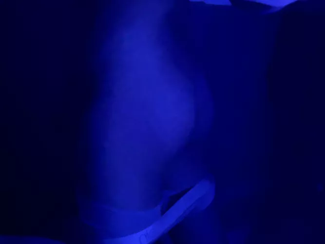 It looks best in the dark by sweetcharm344