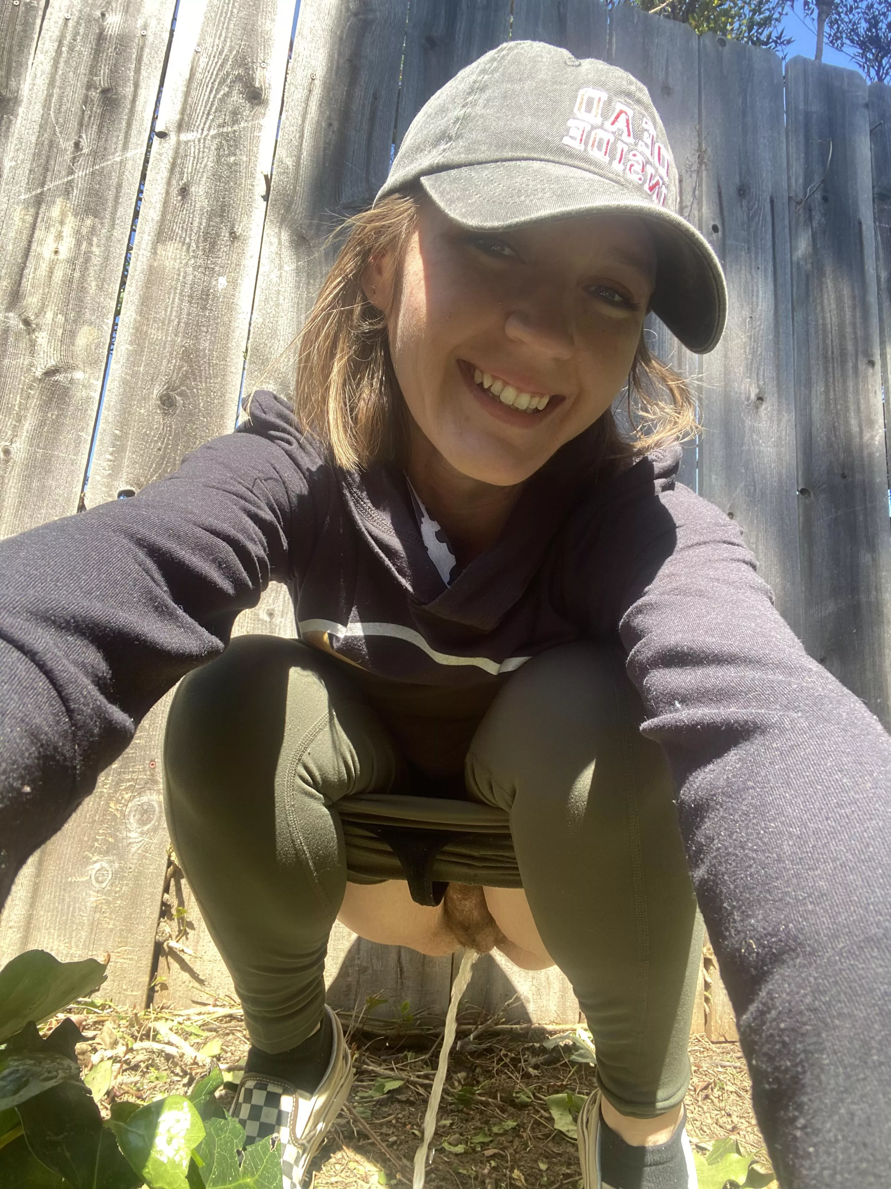 It’s hard finding guys who actually have a piss kink in real life posted by SpitInMyMouth420_