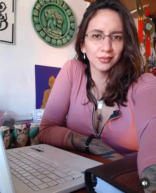 my office afternoon 😏 by Mantixs33vip