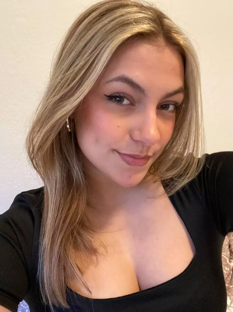 my smile when you unwrap your cock in front of me posted by Upbeat-Case