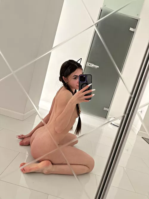 My teen ass wants to be explored by axleroyal