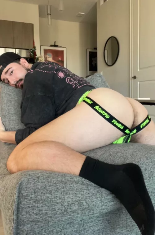 need a man to come over and dick me down senseless  by calantxxx