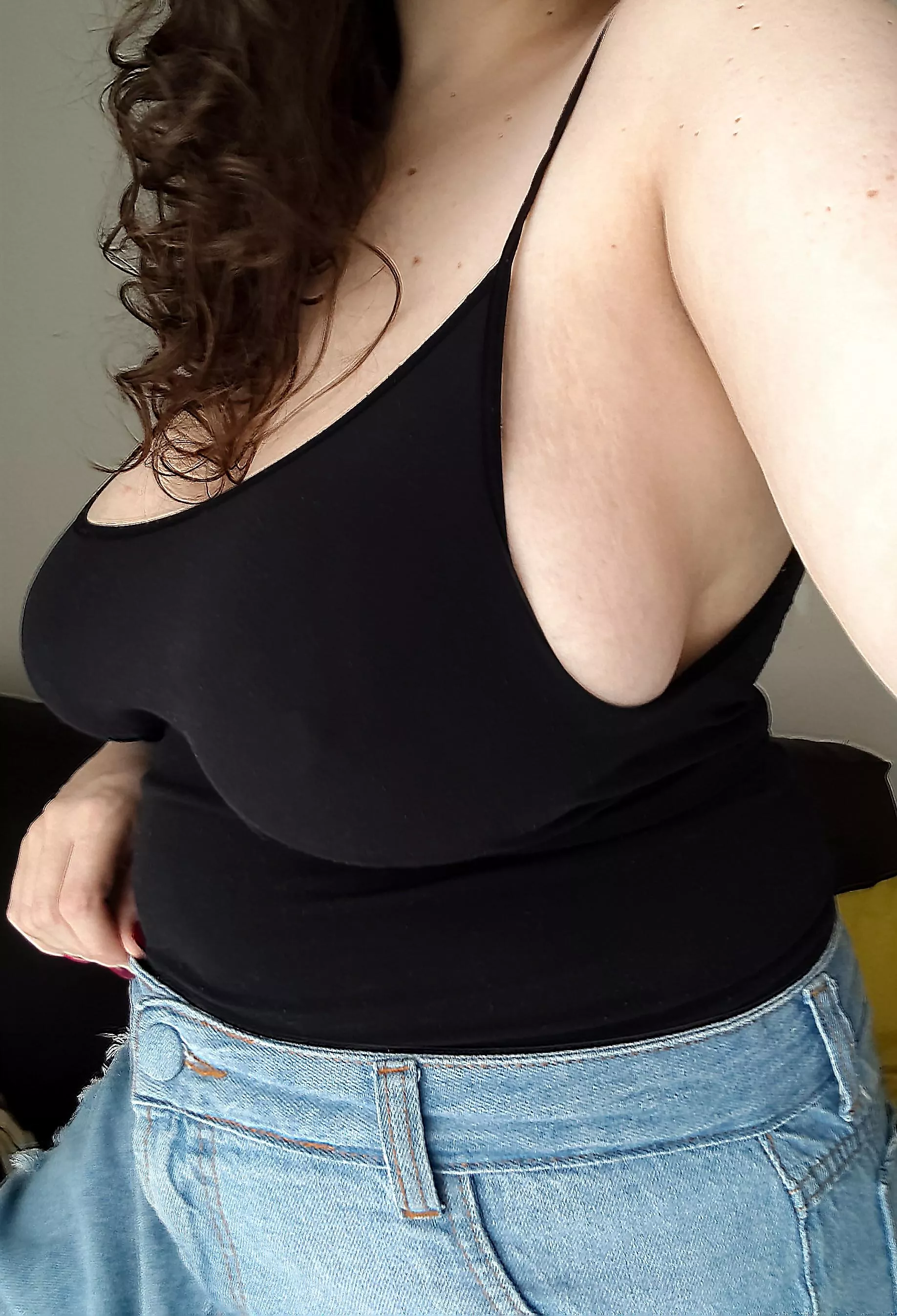 pokies n sideboob on a hot day posted by misslizzye