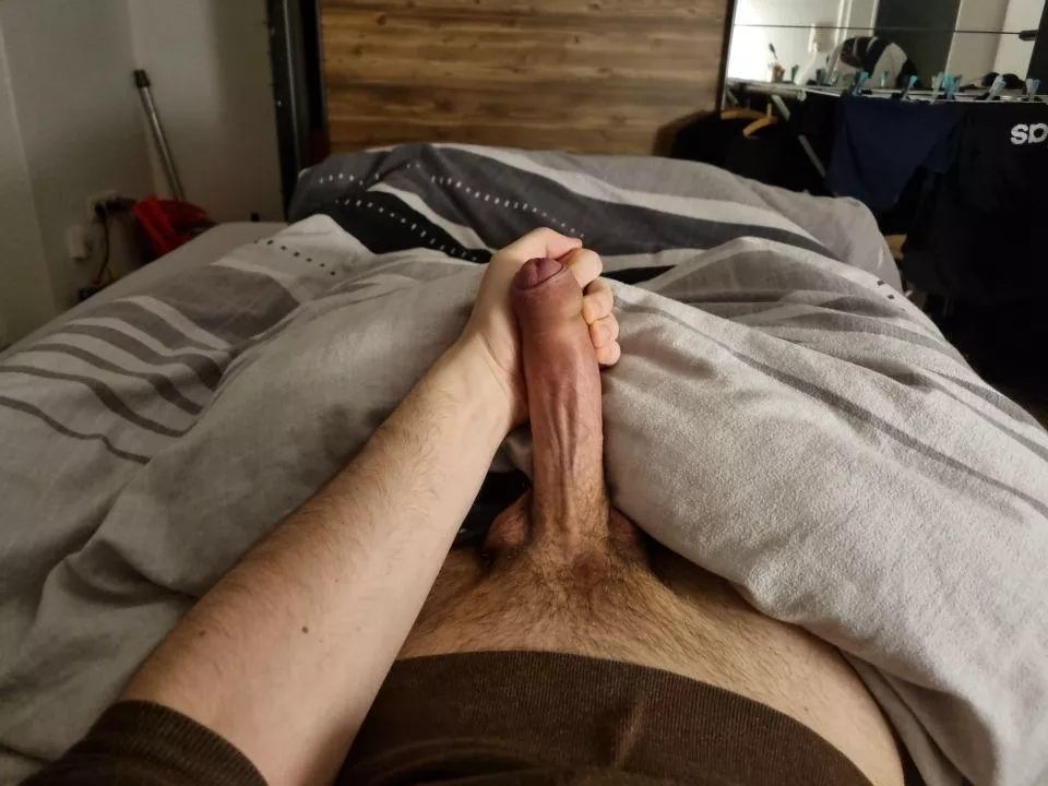 Sex on the first date? 😜 posted by _Klra_