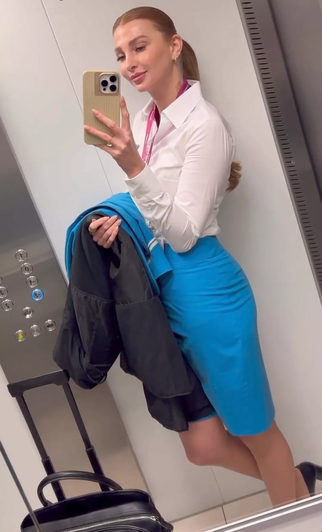 Shes a hottie posted by 5464Xfe456