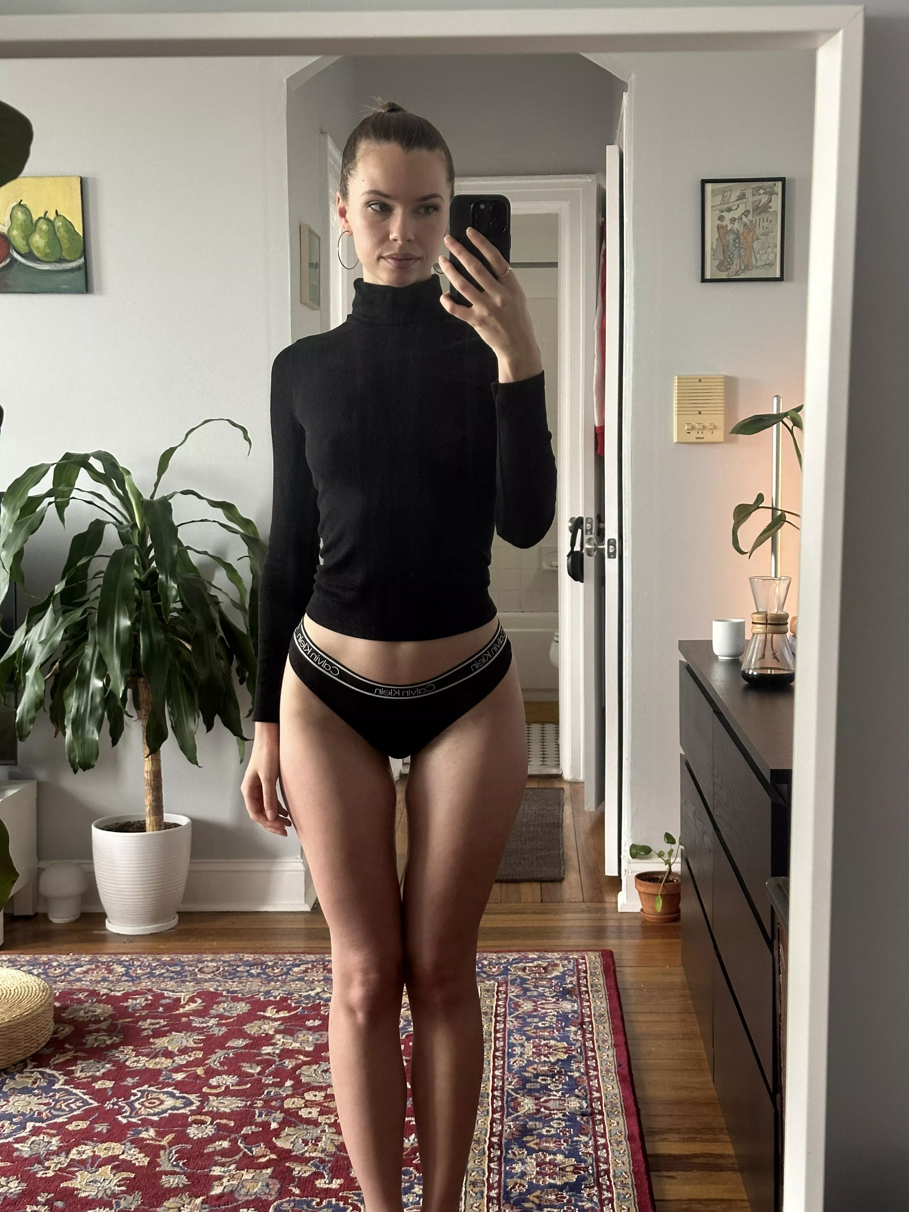 Turtleneck gap posted by RealAliaBlack