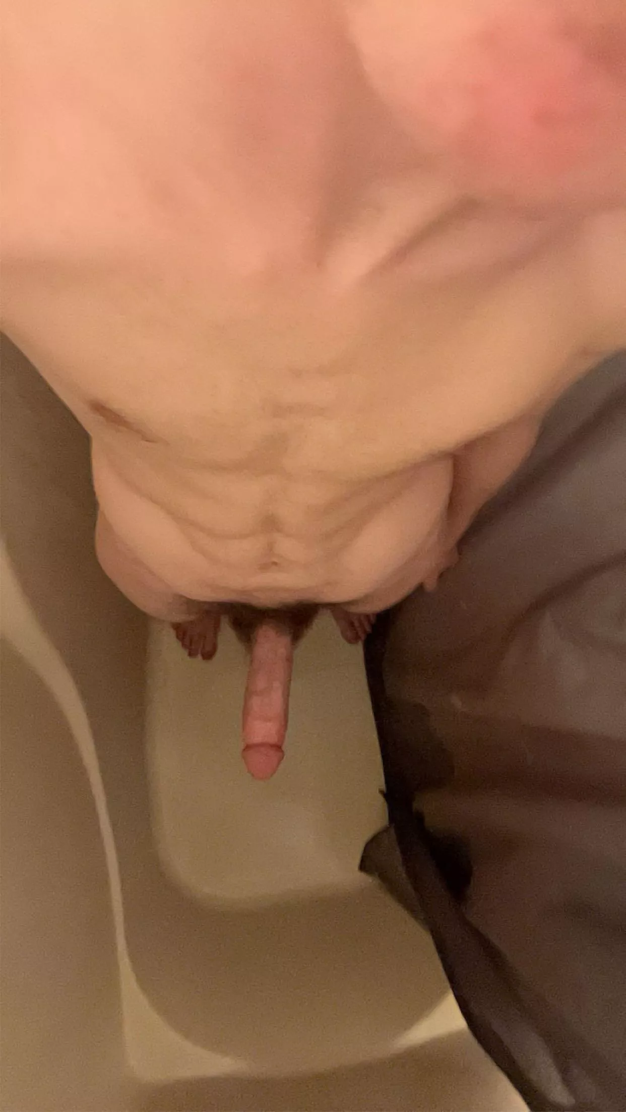 19 ya_clams straight. I’m bored hmu if ur hot posted by Rough-Rub-5427