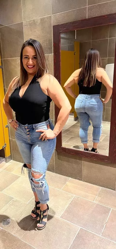 22 m stroking my cock, i want you to tell me how you'd use my sexy slutty fat ass m 0 mmy please degrade i got more pi cs snap is jayramrz posted by TemperatureEarly1701