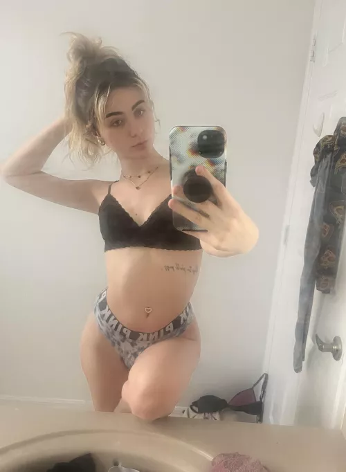 at least i can be myself by White_Energy