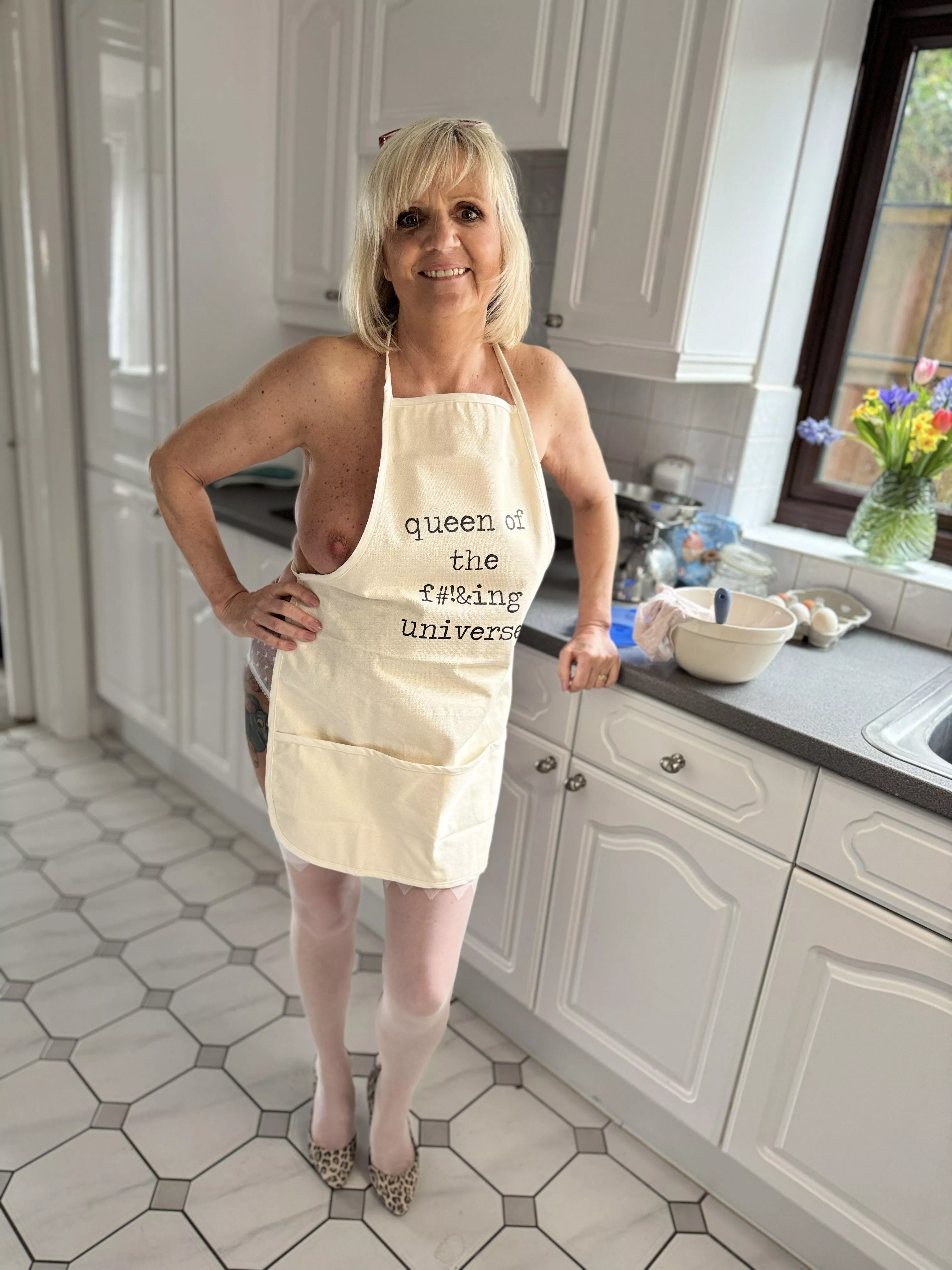 Baking Fun - 61 yo UK Gilf posted by Dollybird60